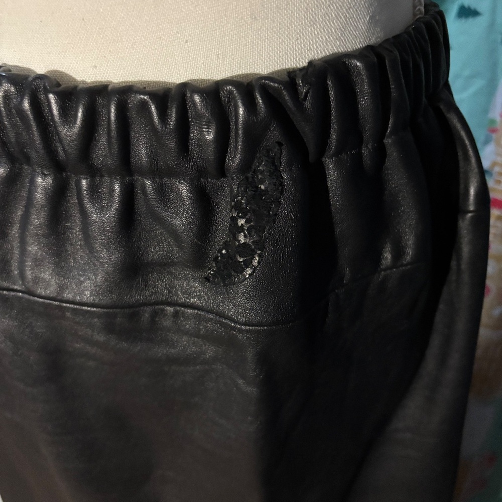 VINTAGE Leather skirt - Picture 4 of 9